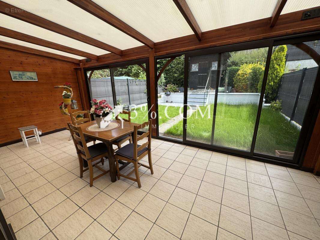 Maison semi ind 95m2 avec 3 chambres jardin et garage secteu - photo 2