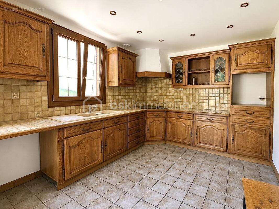 Maison de 115 m² – Fort potentiel – Terrain de 1 346 m² - photo 2