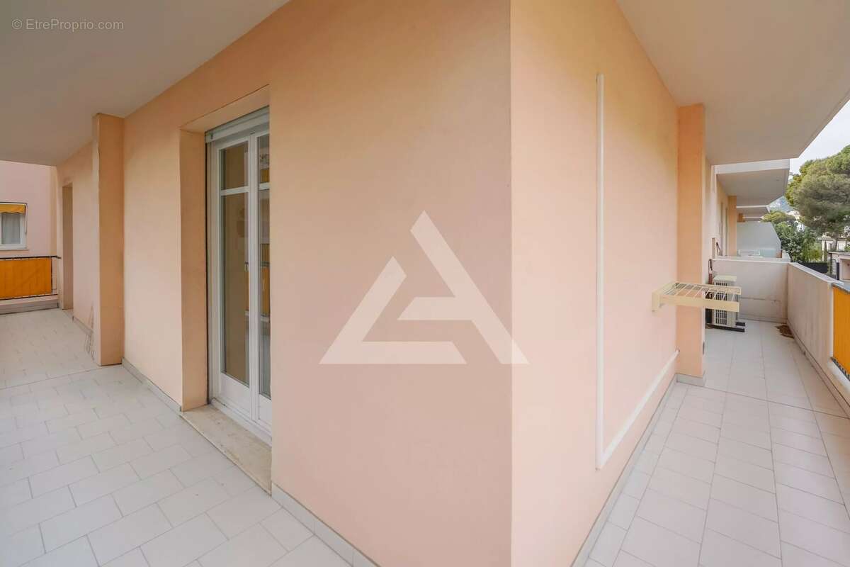 Appartement à CAP-D'AIL