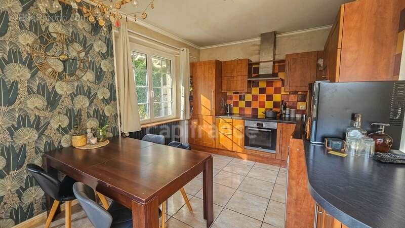 Appartement à FONTAINE-LA-RIVIERE