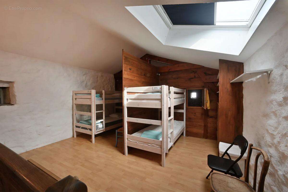 Maison à SAINT-ALBAN-AURIOLLES