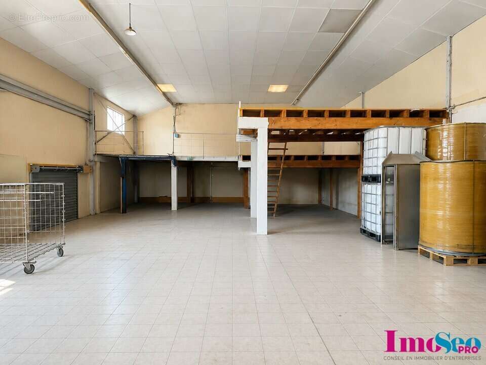 Local commercial à vendre - photo 7