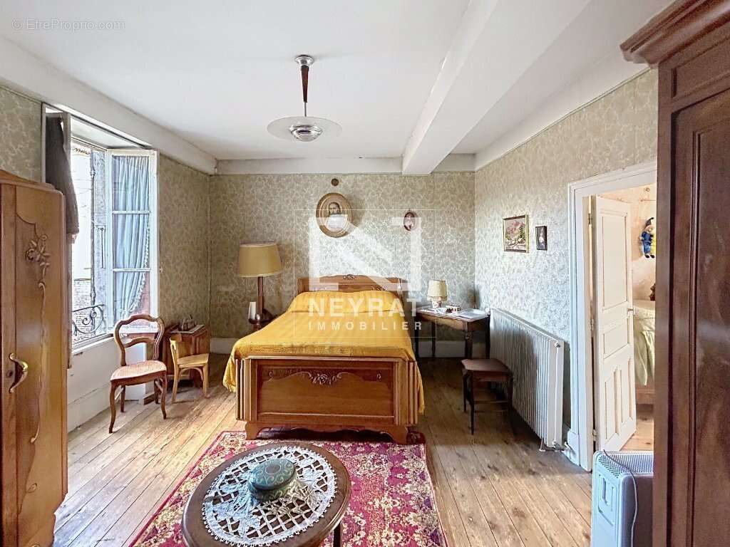 Maison à SENNECEY-LE-GRAND