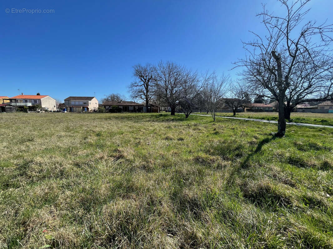 Maison à SAINT-JUERY