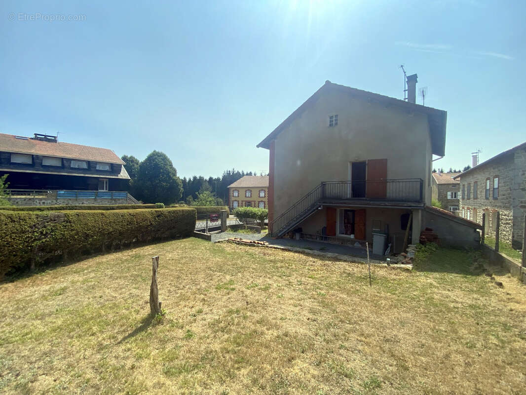 Maison à LA CHAISE-DIEU