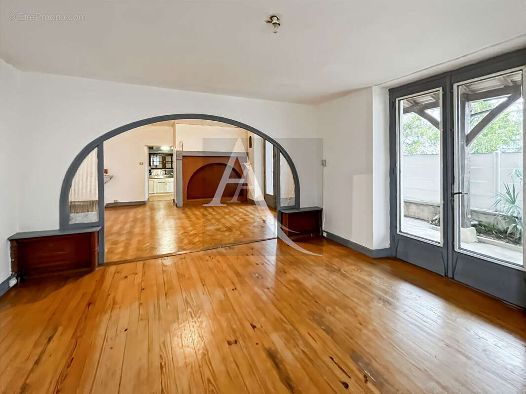 Maison à CONDEZAYGUES