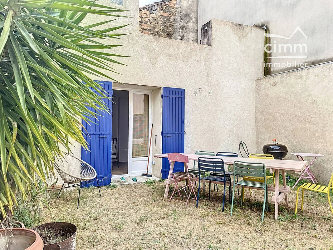 Maison à JONQUIERES