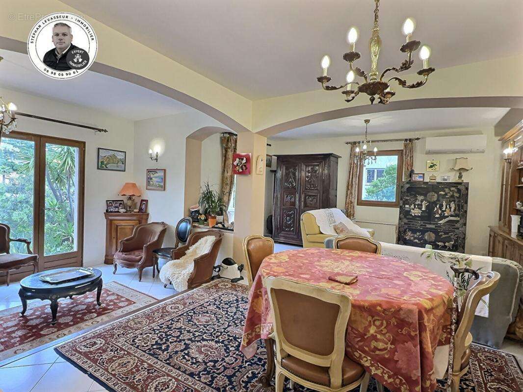 Maison à FREJUS