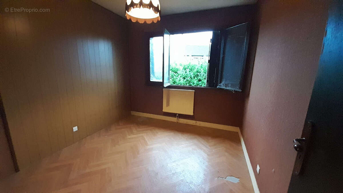 Maison à VAUGRIGNEUSE