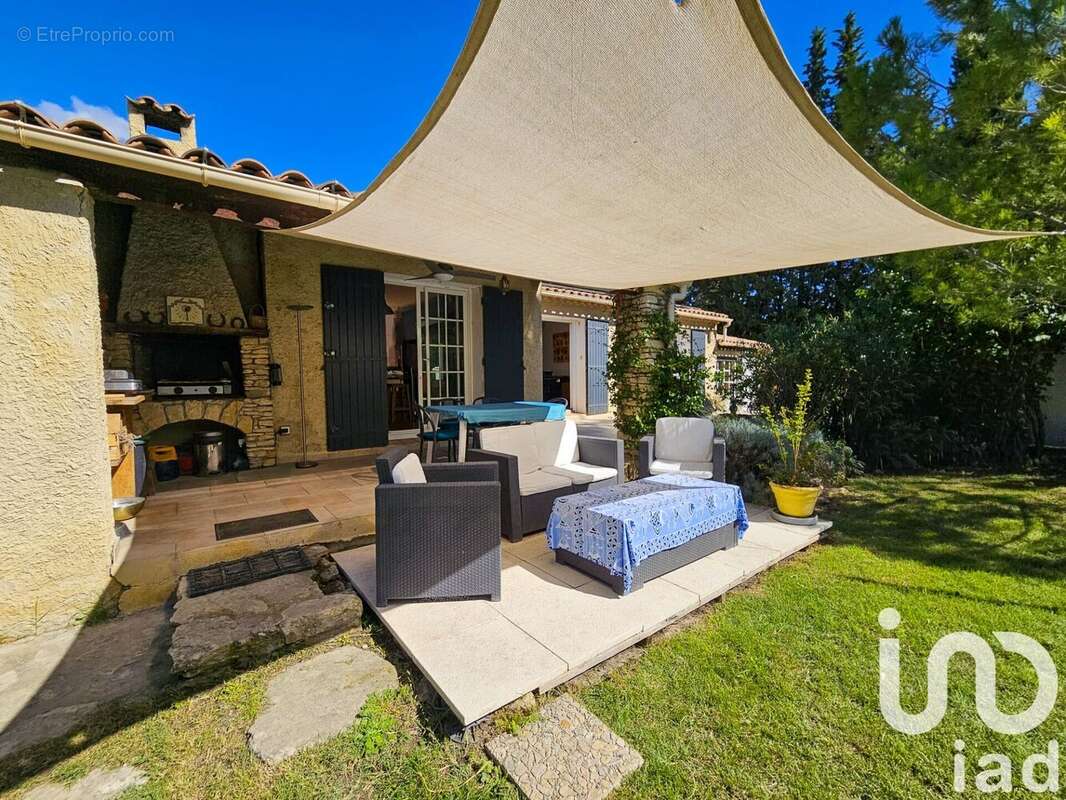 Photo 7 - Maison à SAUMANE-DE-VAUCLUSE