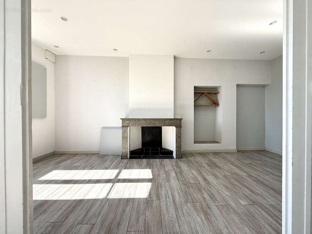 Appartement à VERIN