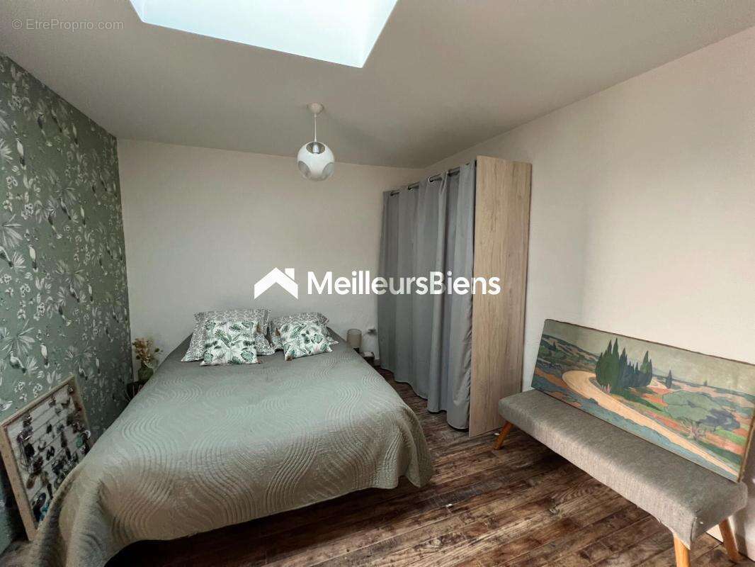 Maison à SAINT-JEAN-DE-SERRES