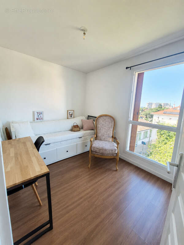 Appartement à MEYZIEU