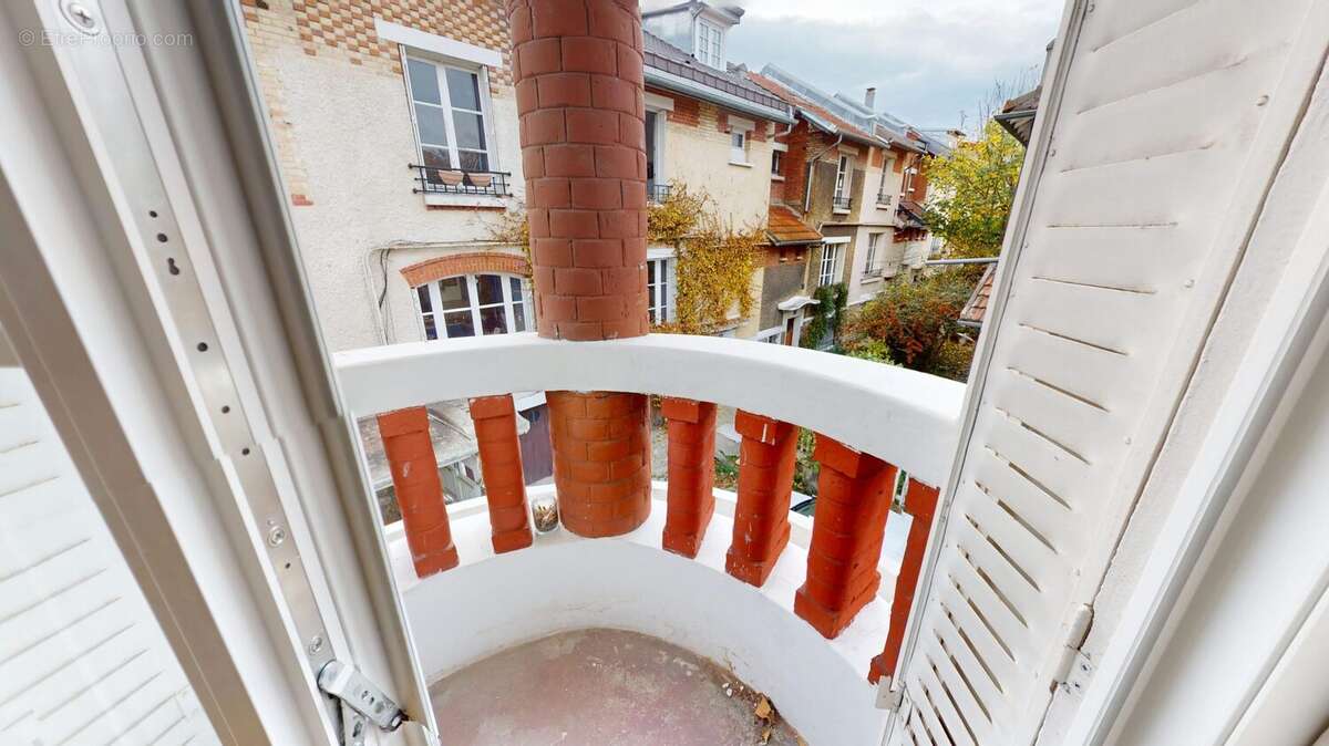 Maison à PARIS-19E
