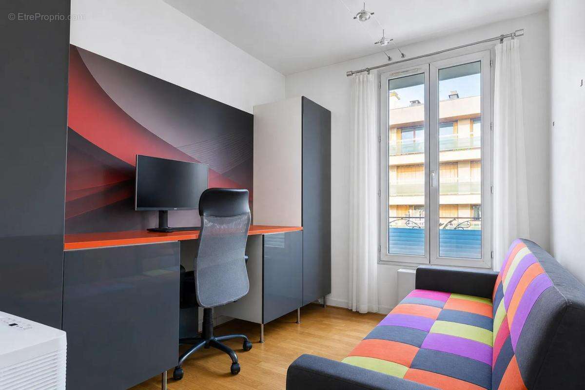Appartement de type T3 de 45m2 à Bondy avec box et cave - photo 13
