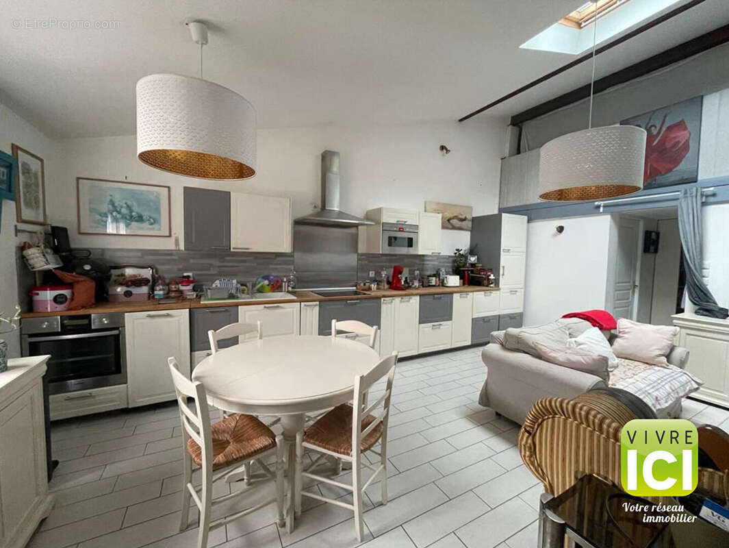 Maison à LE PELLERIN