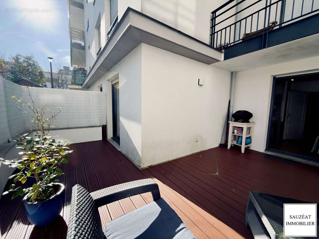 Appartement à ISSY-LES-MOULINEAUX