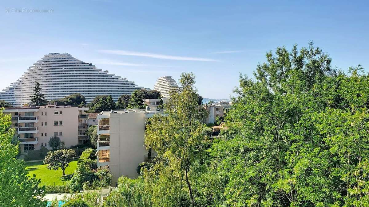 Appartement à VILLENEUVE-LOUBET