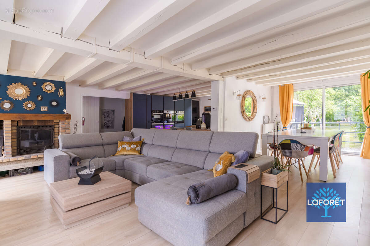 Maison à CLAYE-SOUILLY