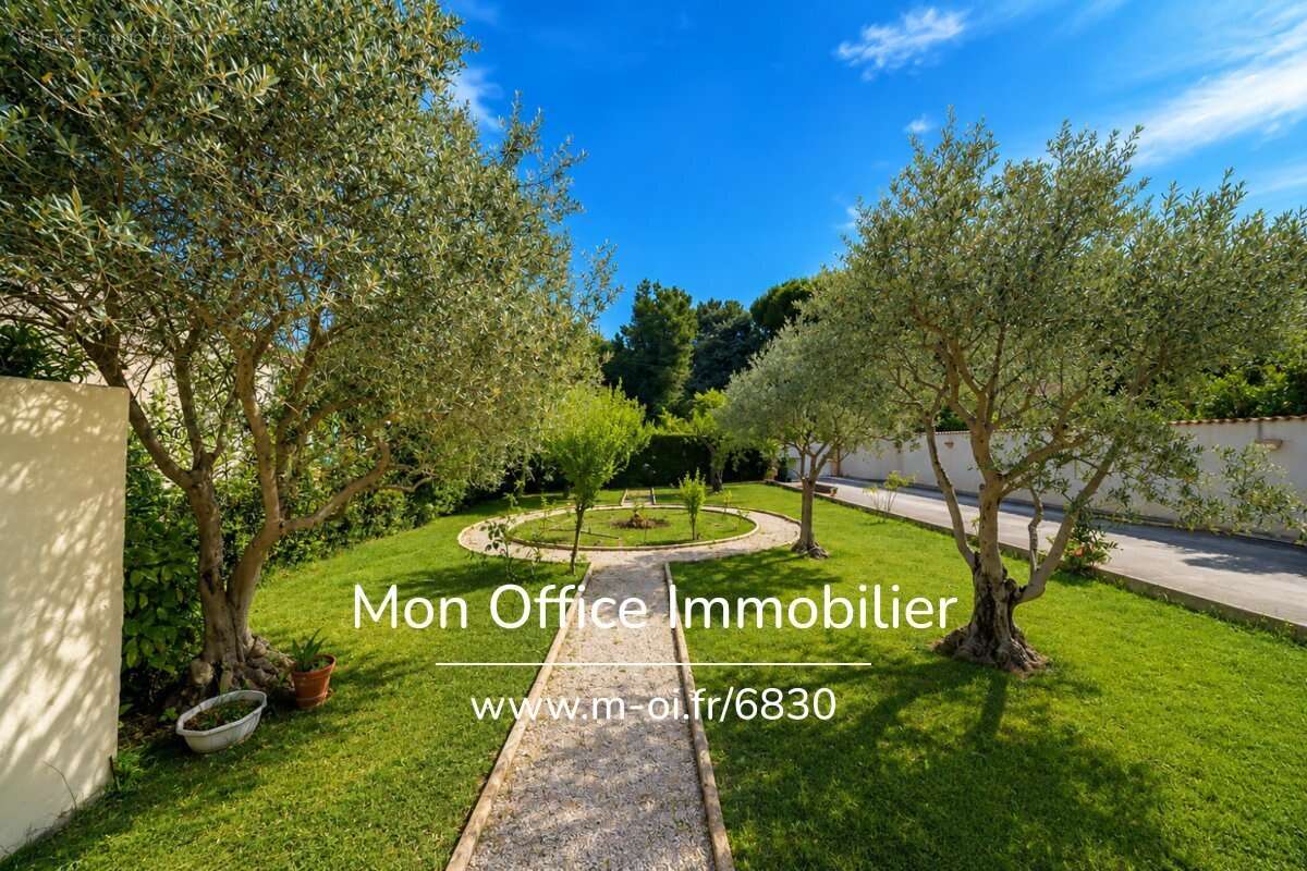 Maison à BOUC-BEL-AIR