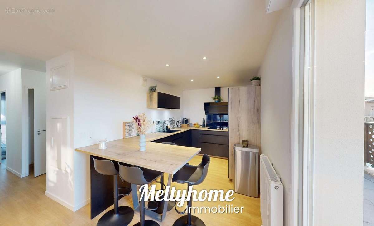 Appartement à MONDEVILLE