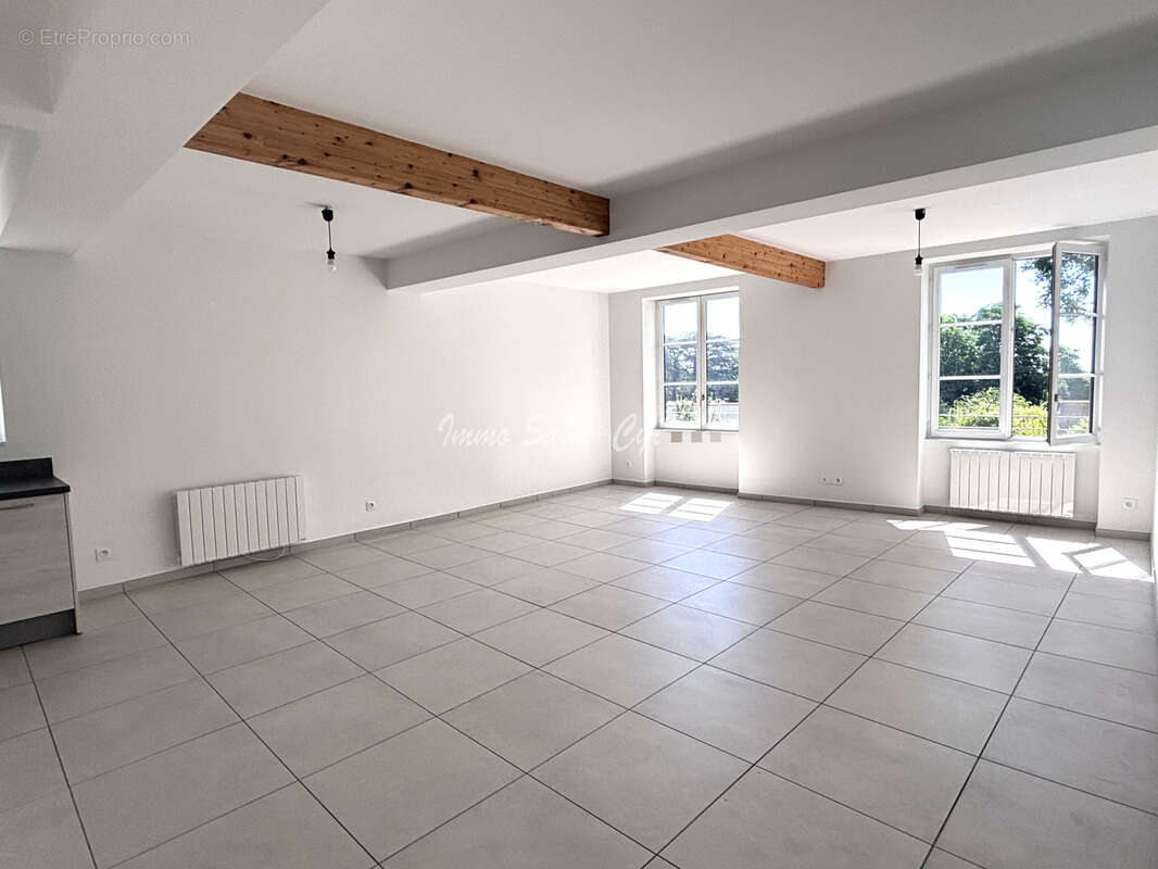 Appartement à SAINT-CYR-AU-MONT-D'OR