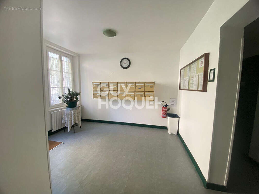 Appartement à IVRY-LA-BATAILLE