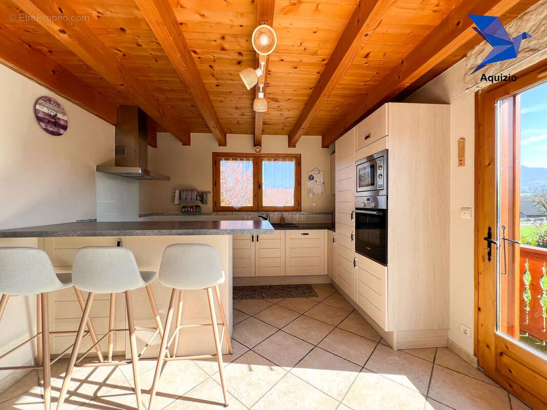 Maison à PEILLONNEX