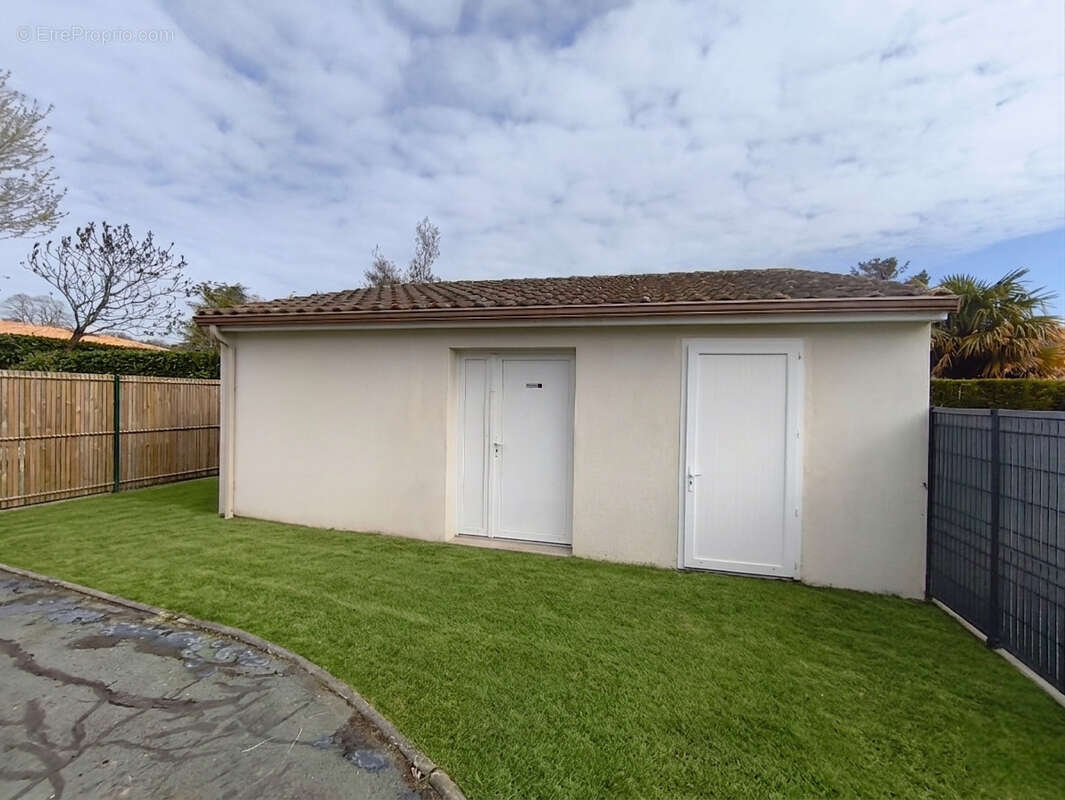 Maison à MEDIS