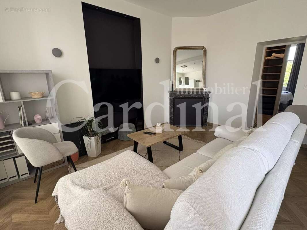 Appartement à NOISY-LE-ROI