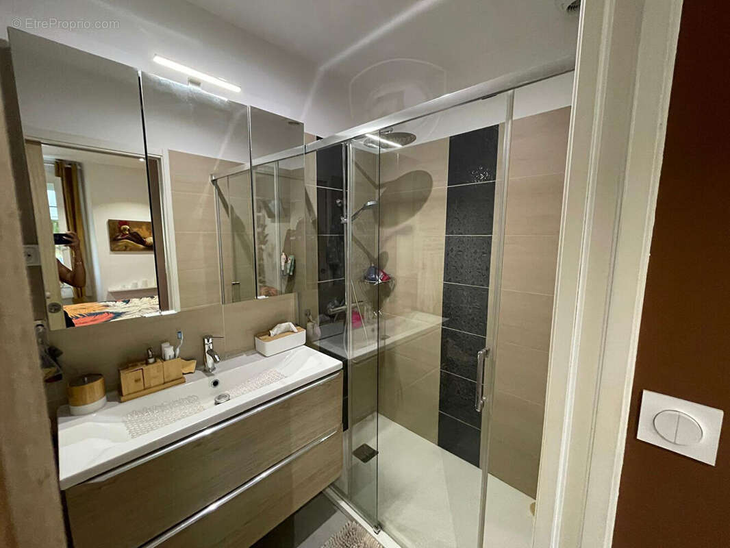 Appartement à LE CASTELLET