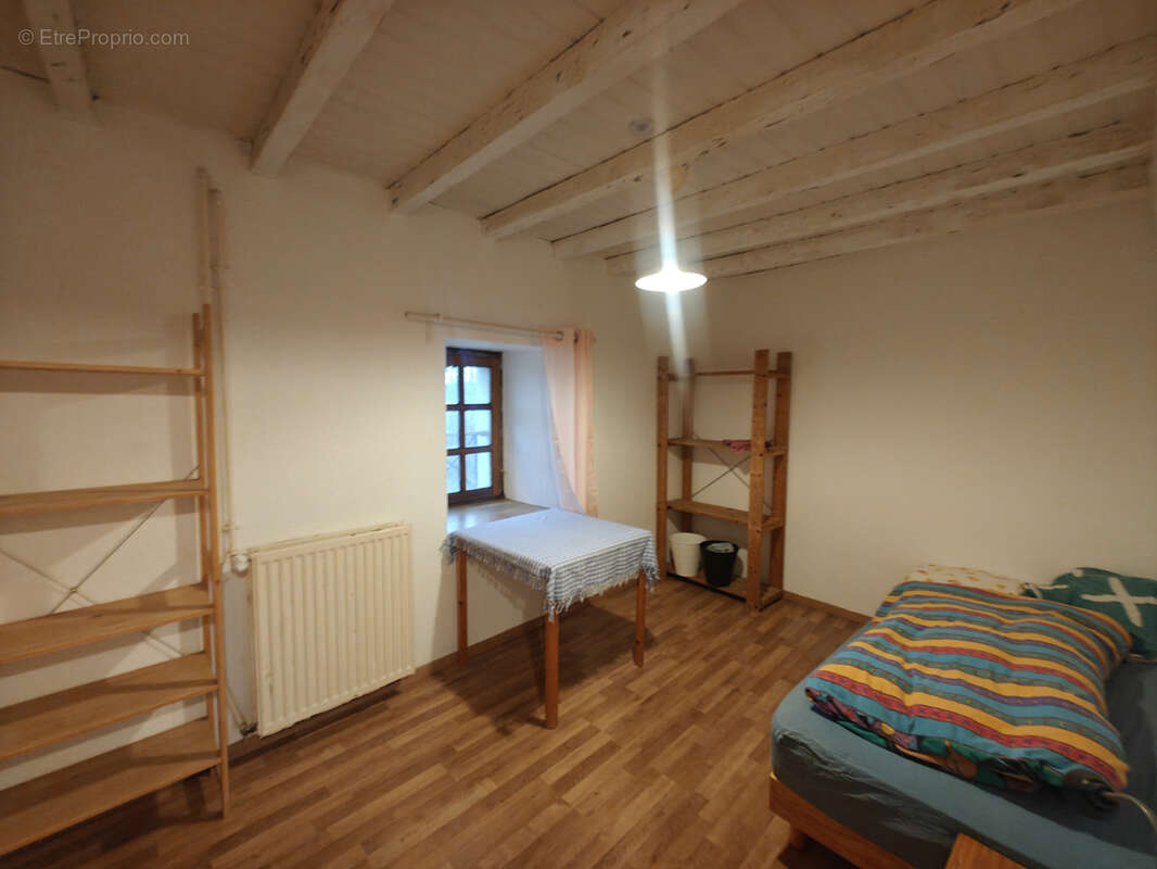 Maison à MONTAURIOL