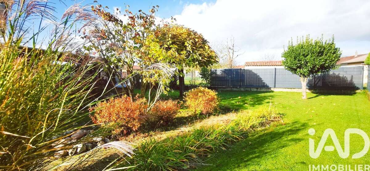 Photo 3 - Maison à ECLARON-BRAUCOURT-SAINTE-LIVIERE