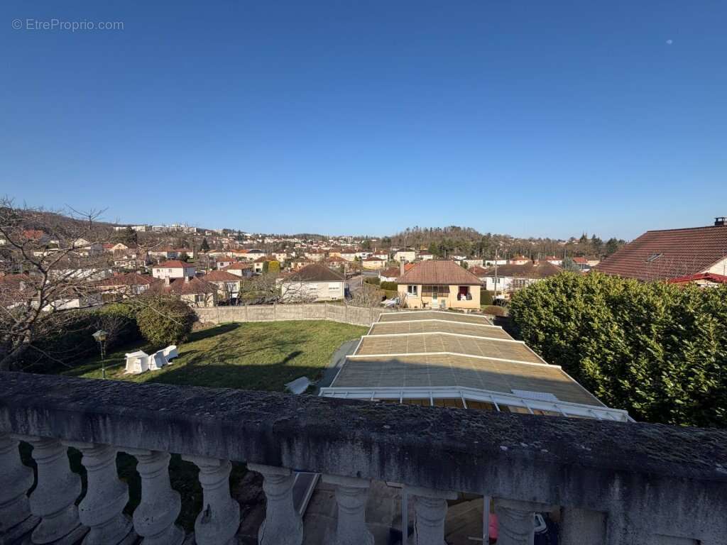 Maison à LE CREUSOT