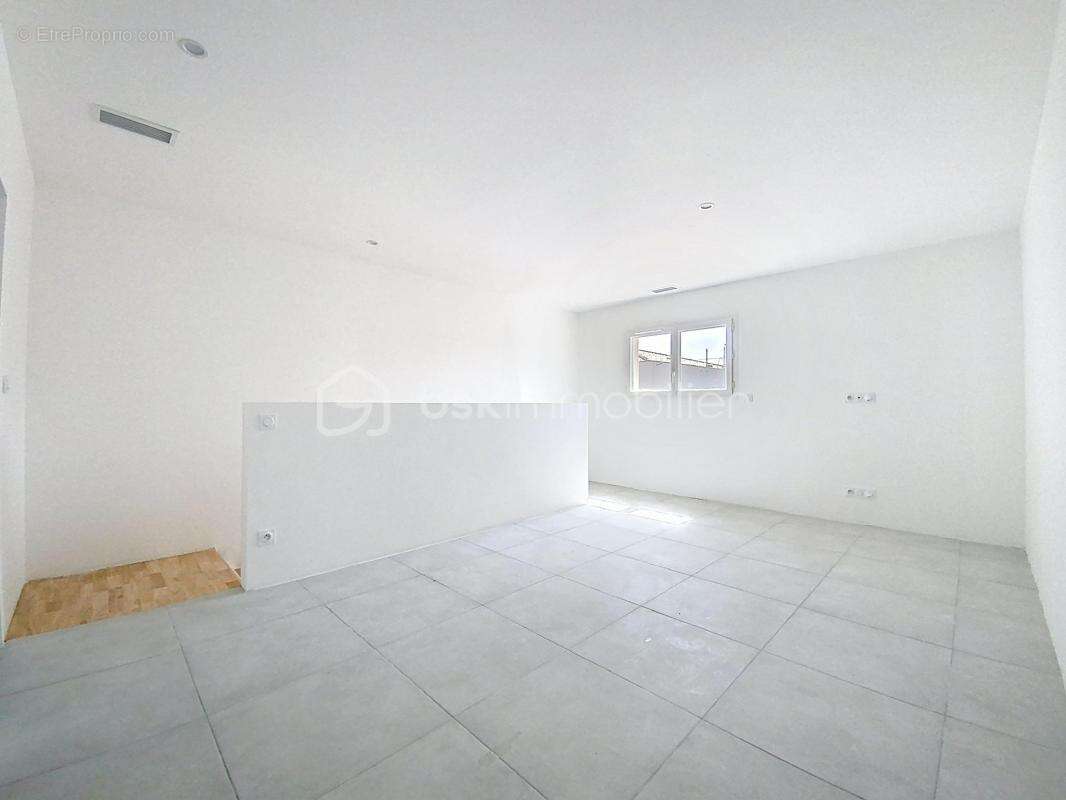 Maison à CESSENON-SUR-ORB