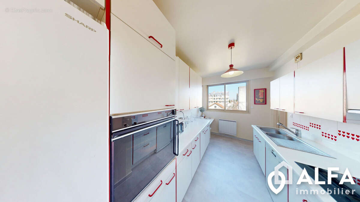 Appartement à ENGHIEN-LES-BAINS