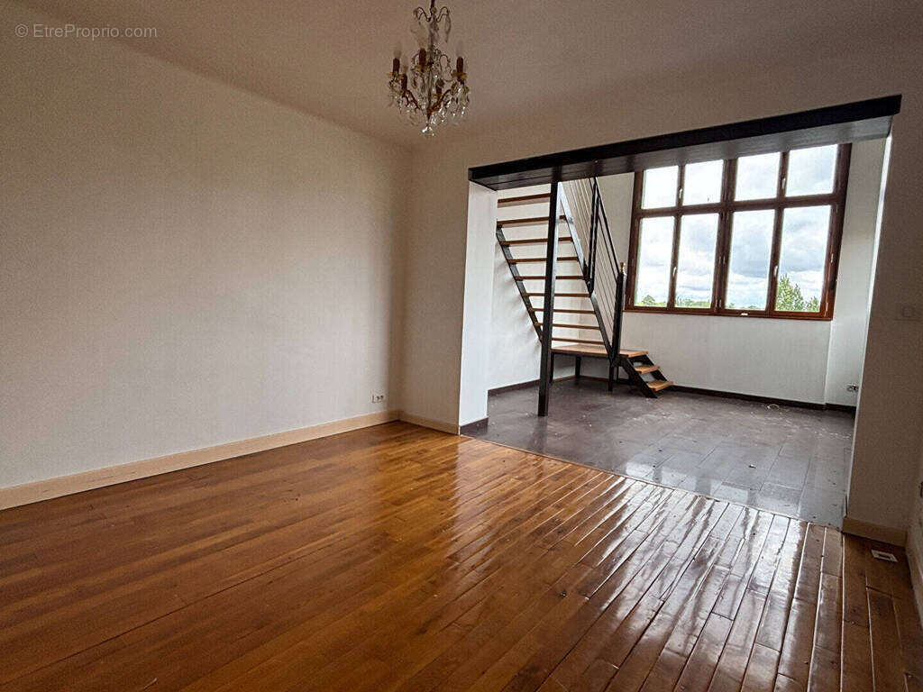 Maison 8 pièces 204 m² Le Poinçonnet - photo 8