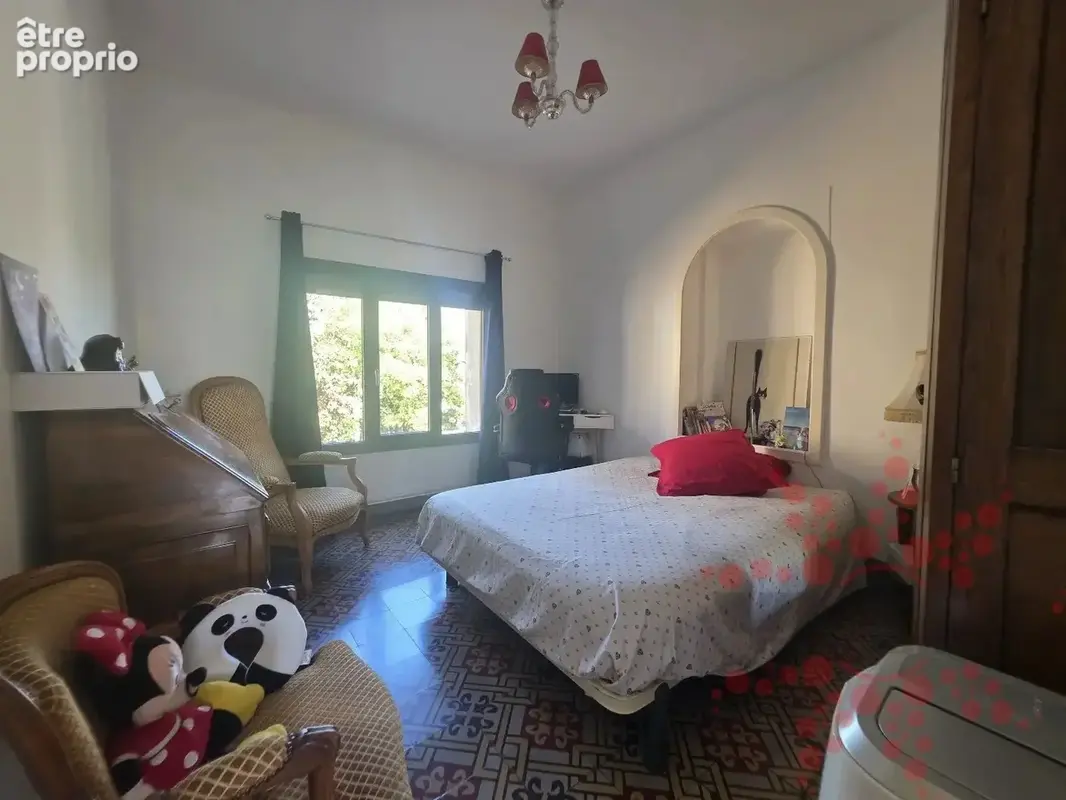 Maison T4 de 132 m² avec garage, atelier et plus de 200 m² d'espaces annexes à aménager ! - photo 9