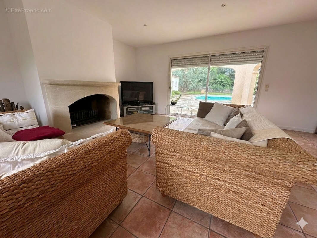 Maison à LE PIAN-MEDOC