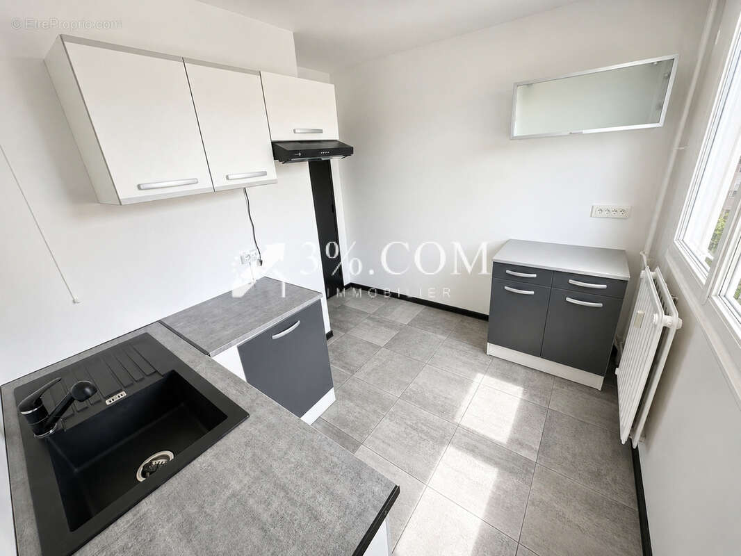 Appartement  48 m2 - une chambre - cave- garage fermé - nancy - photo 2