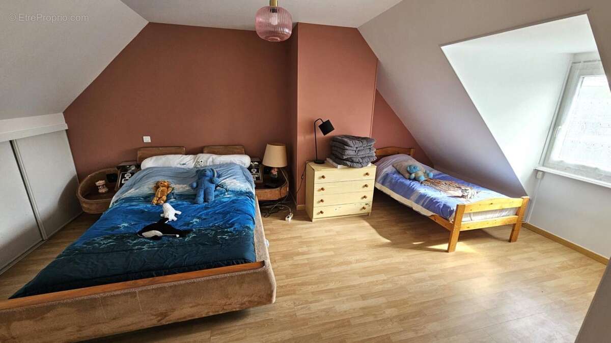 Maison à HOUDAN