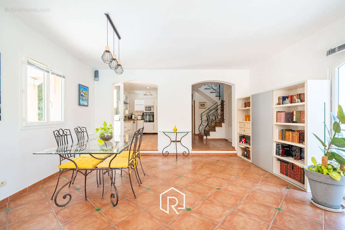 Maison à MARSEILLE-12E