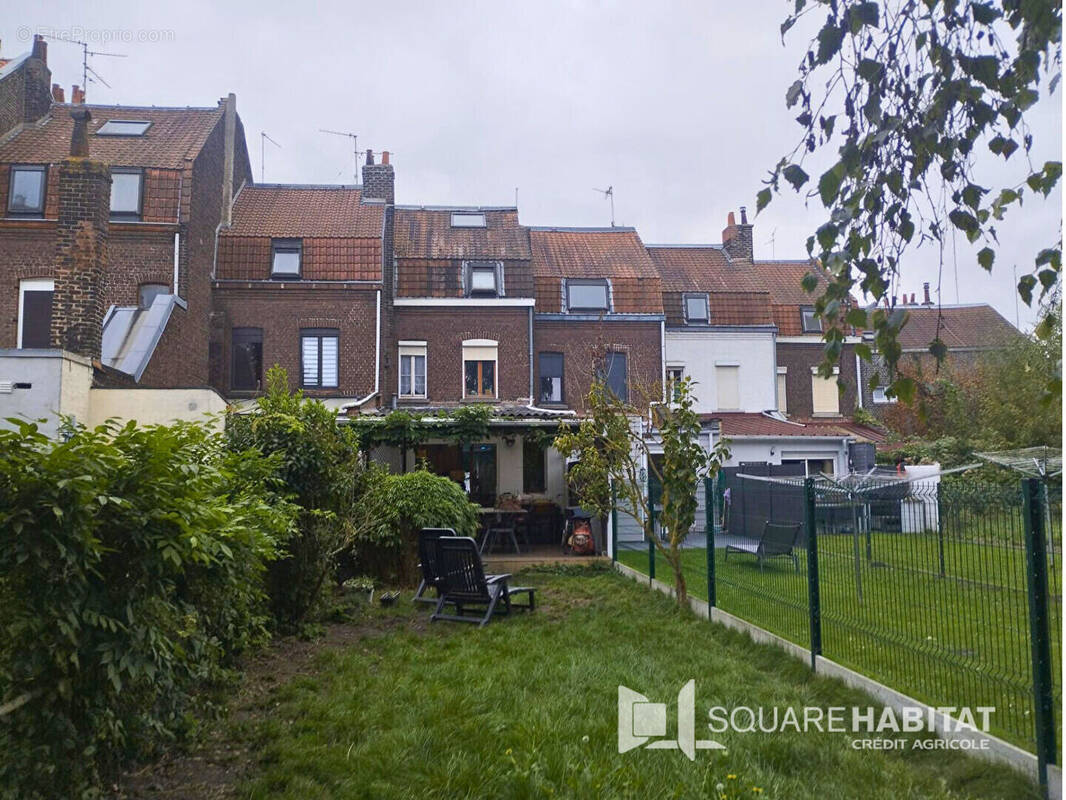 Maison à HELLEMMES-LILLE