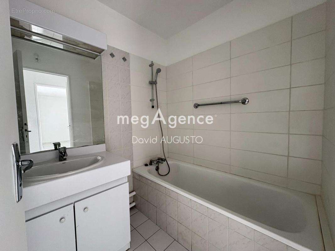 Appartement à LYON-8E