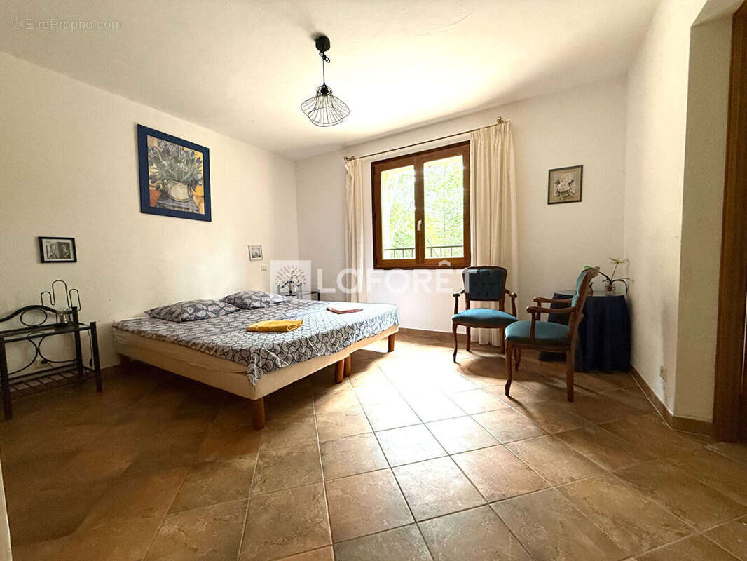 Maison à SAINT-PAUL-EN-FORET