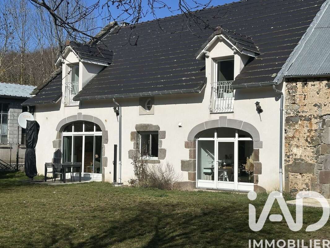 Maison 234 m² à Saint-Diery  - photo 6