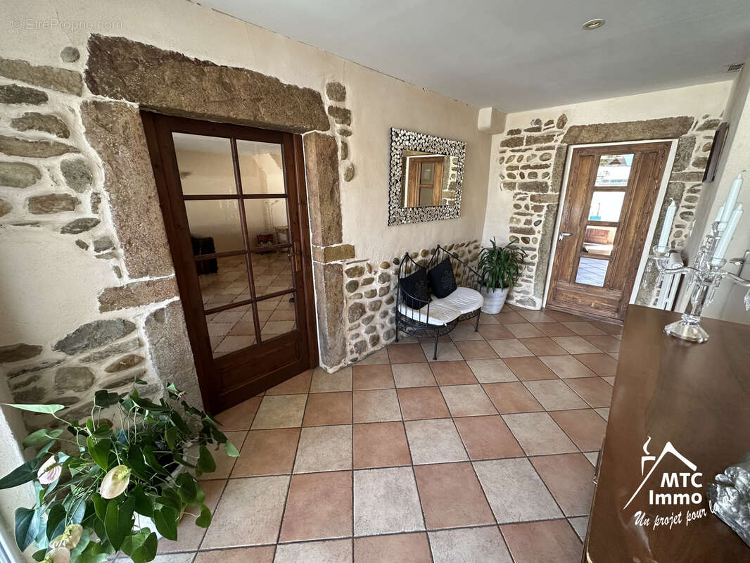 Maison à LOYETTES
