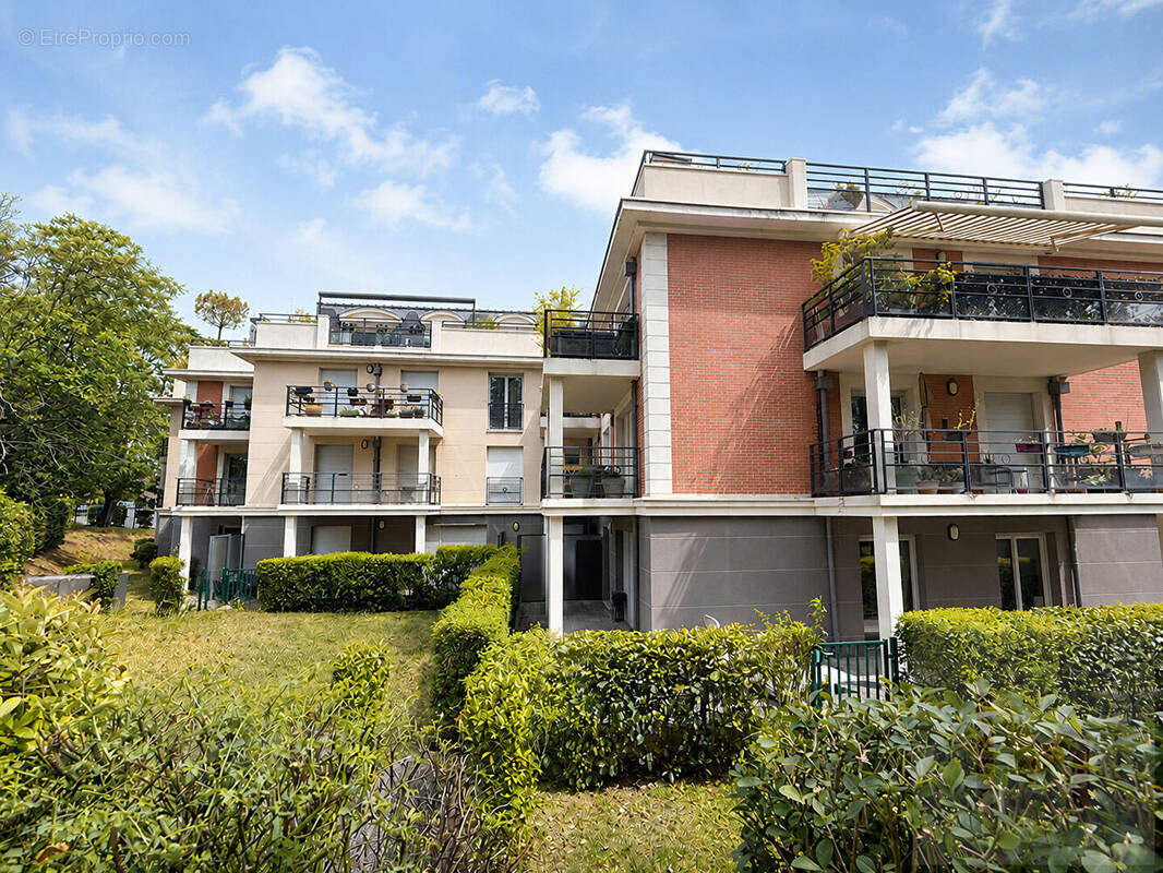 Appartement à NEUILLY-PLAISANCE