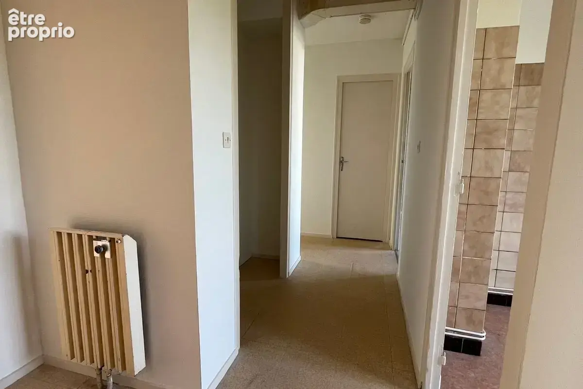 Amboise - Appartement T3 - photo 8