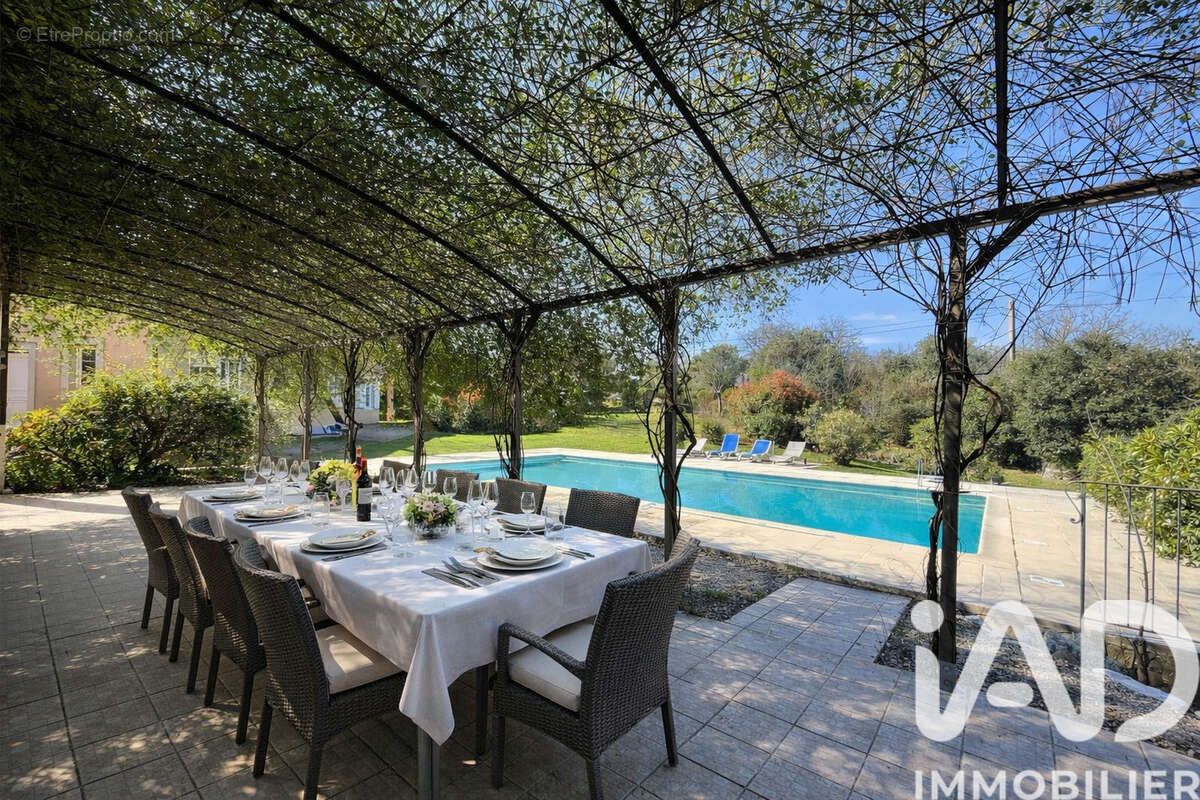 Photo 2 - Maison à ROQUEFORT-LES-PINS